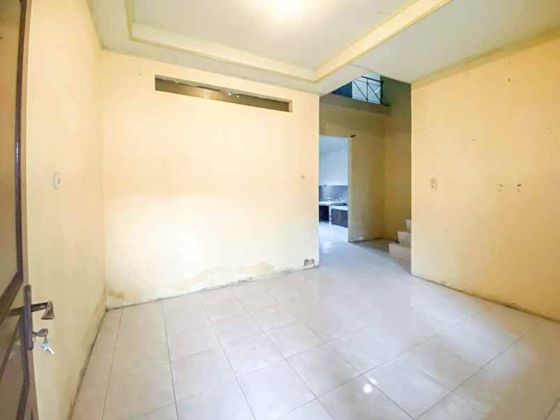 rumah dijual di komplek bukit sukatani palembang