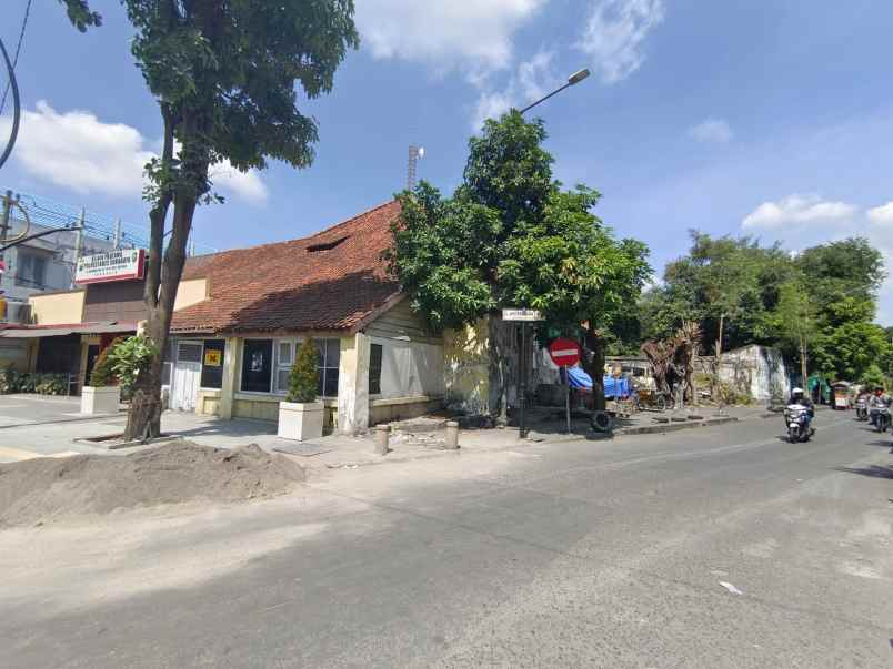 rumah dijual jalan rajawali surabaya