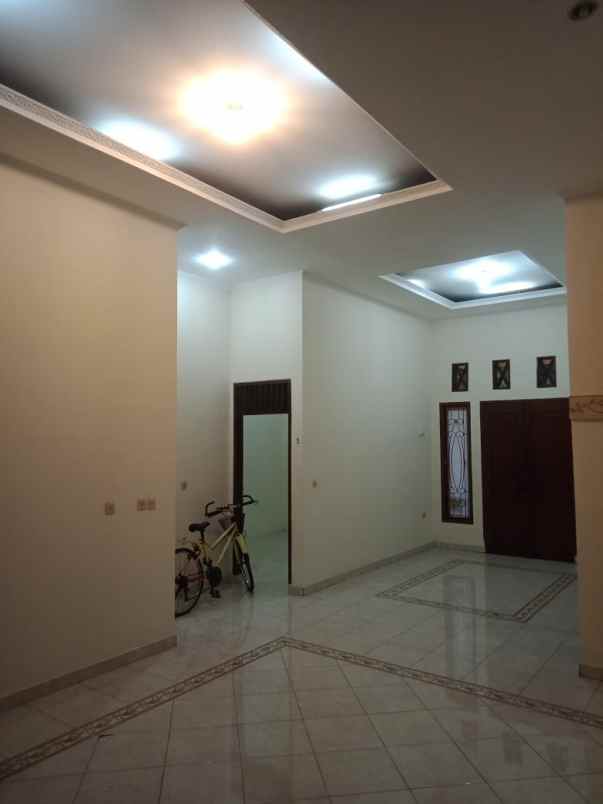 rumah dijual jatiwaringin pondok gede bekasi