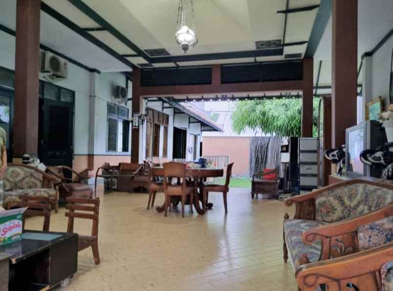 rumah dijual taman manyar indah