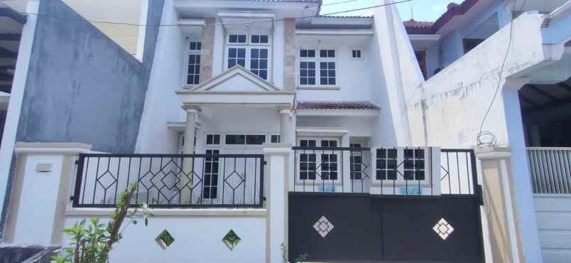 rumah disewakan taman pondok indah surabaya barat