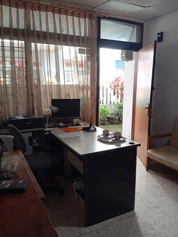 rumah gang cipedes bandung 10 menit mall pvj bandung