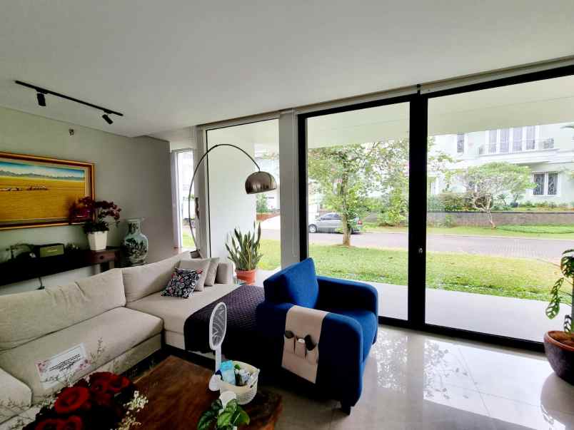 rumah hook minimalis di vermont parkland bsd tangsel