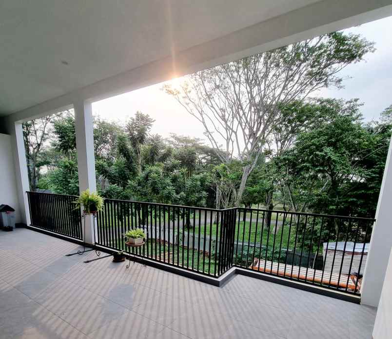 rumah hook minimalis di vermont parkland bsd tangsel