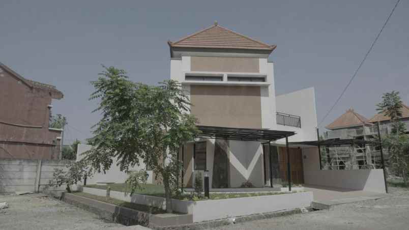 rumah jl soekarno hatta