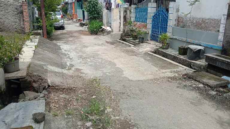 rumah jln perum lobunta cirebon