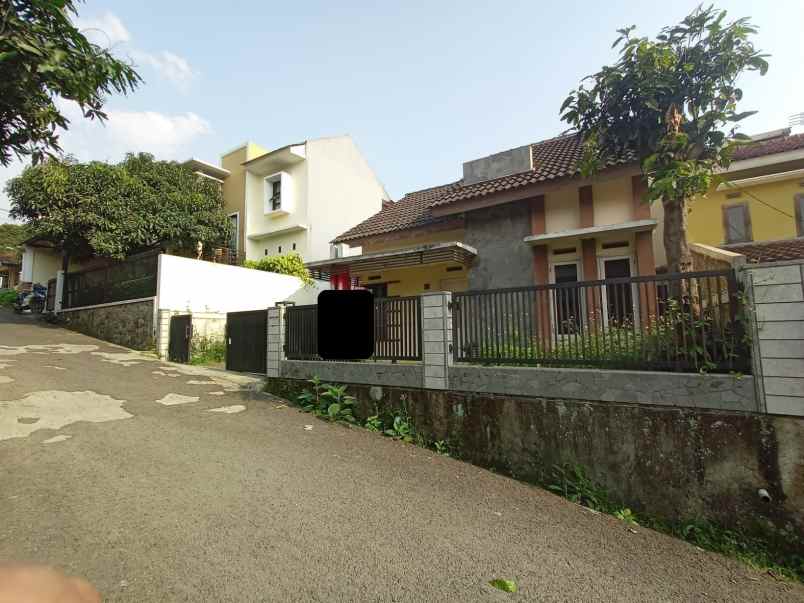 rumah kolmas cipageran siap huni shm kpr