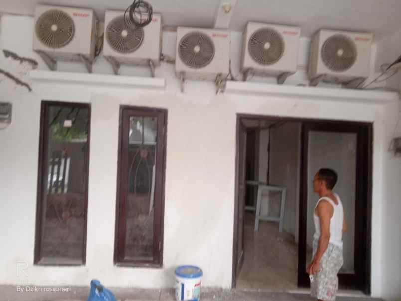 rumah kost di tenggilis mejoyo dekat ubaya