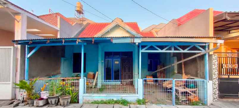 rumah lama hitung tanah di rungkut