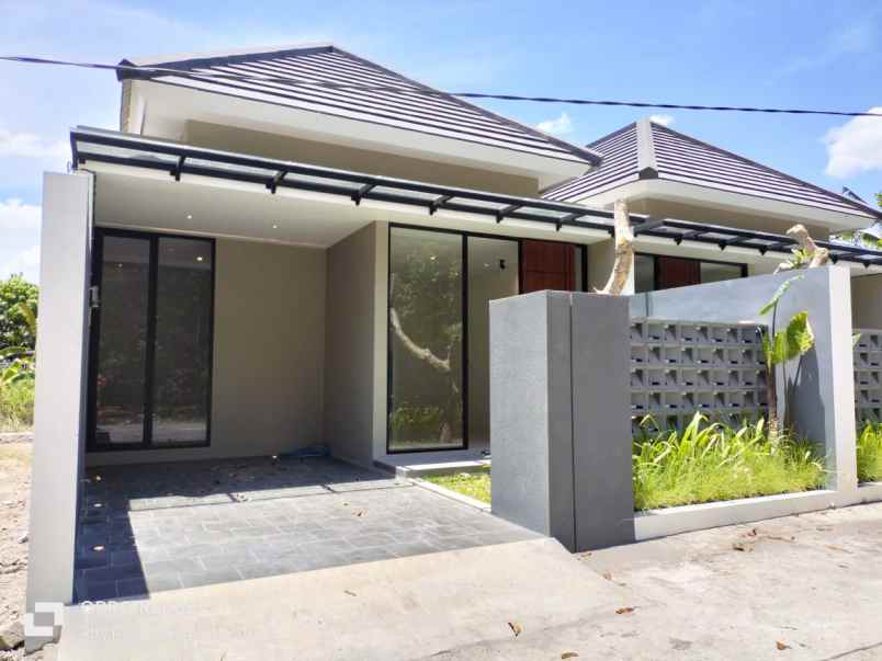 rumah limasan modern dekat rsud prambanan sleman