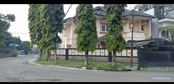 rumah luas komplek taman mutiara cibabat cimahi