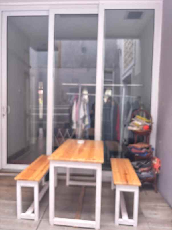 rumah mewah dalam komplek taman galaxy pekayon bekasi