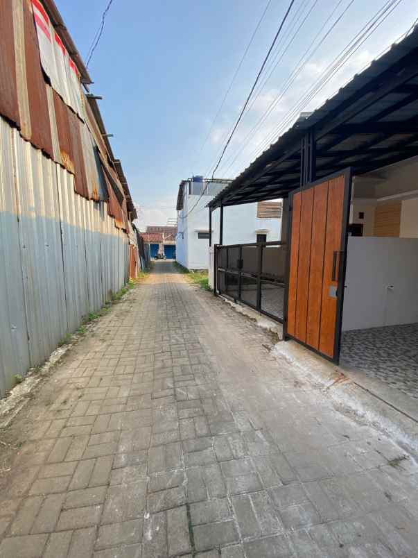 rumah mewah dekat jalan utama ready stock