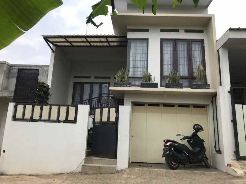 rumah minimalis cipageran bangunan baru siap huni