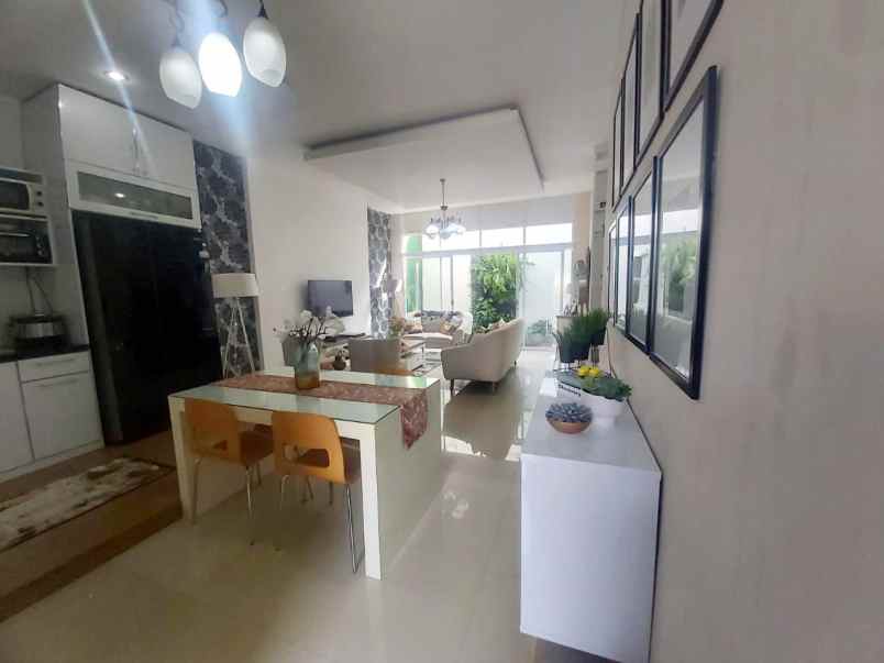 rumah minimalis dalam cluster tapos depok