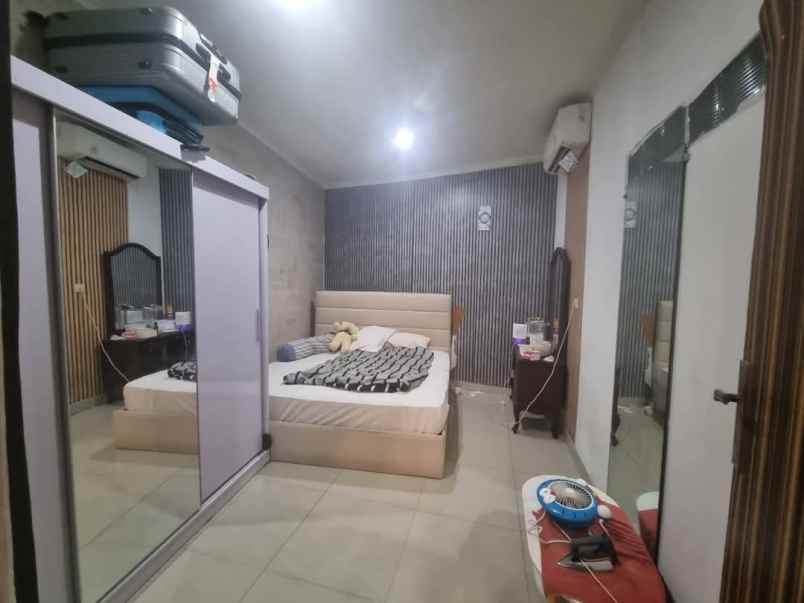 rumah murah di pejaten barat jkt selatan