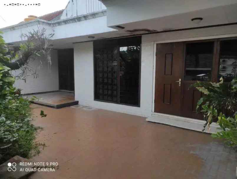 rumah ngagel jaya tengah strategis