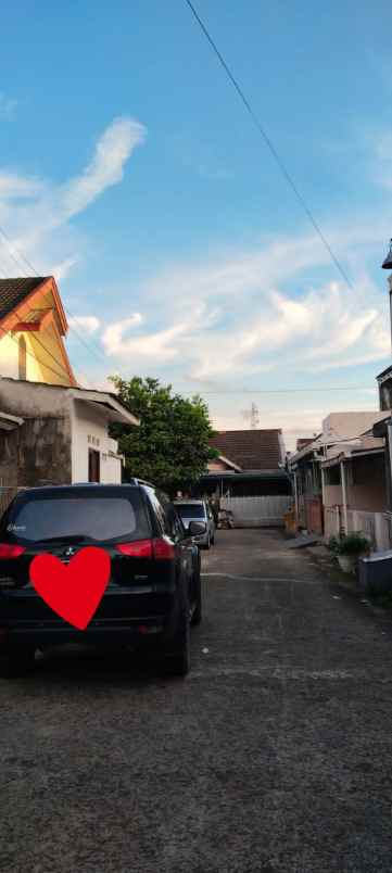 rumah nyaman untuk keluarga tercinta