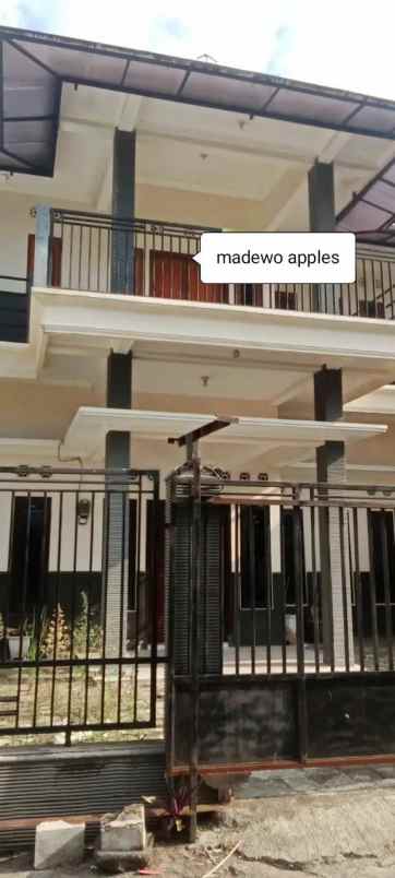 rumah perabot dekat pasar batu madewo apples