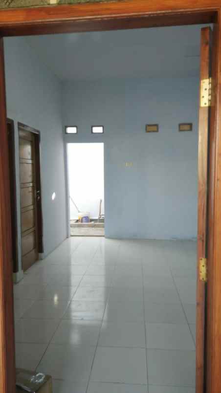 rumah perum siap huni pinggiran kota