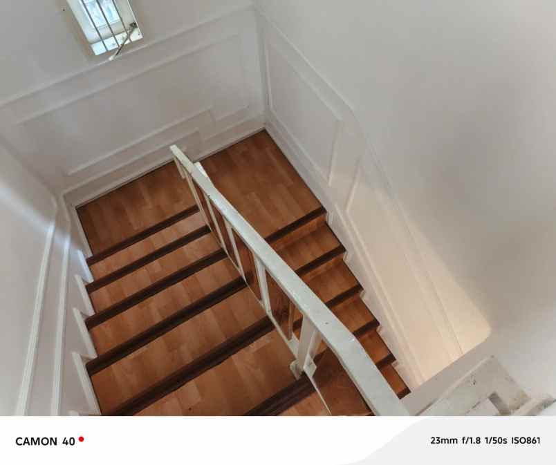 rumah sarijadi kota bandung dekat tol pasteur sukaraja