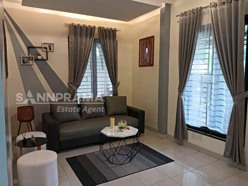 rumah second cantik lingkungan asri serpong ciater ash