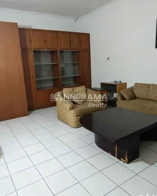 rumah second tanah luas beji richrin