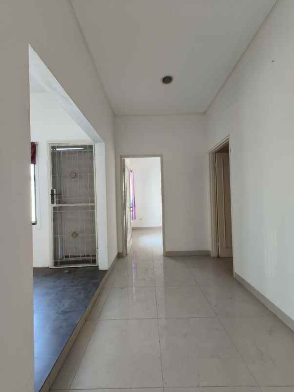 rumah secondary di grand galaxy bekasi