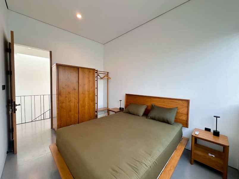 rumah siap huni 2 lantai semi furnished di jogja utara