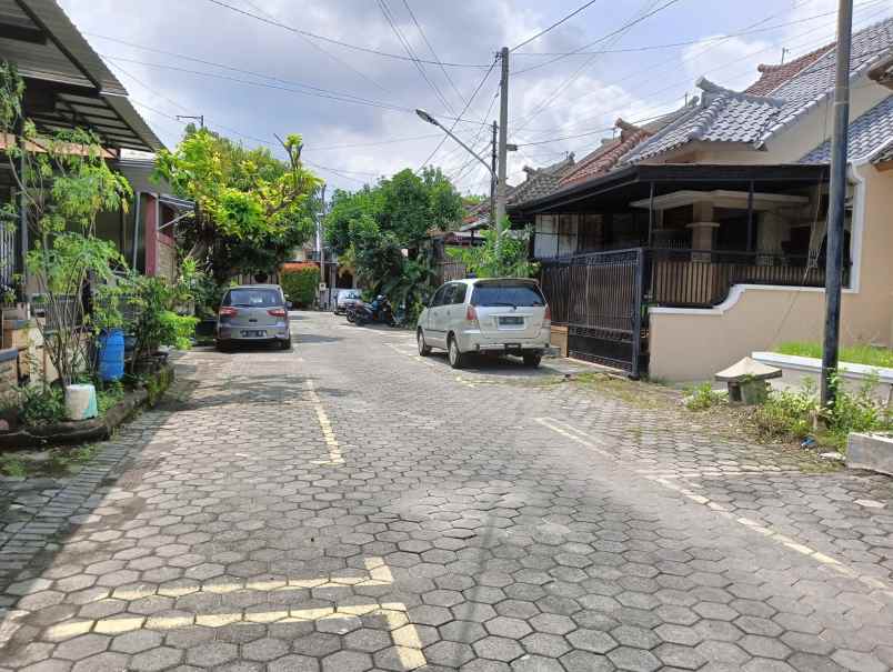 rumah siap huni cluster semarang indah dekat the park