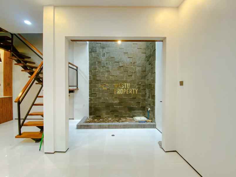 rumah siap huni dekat kampus amikom jogja