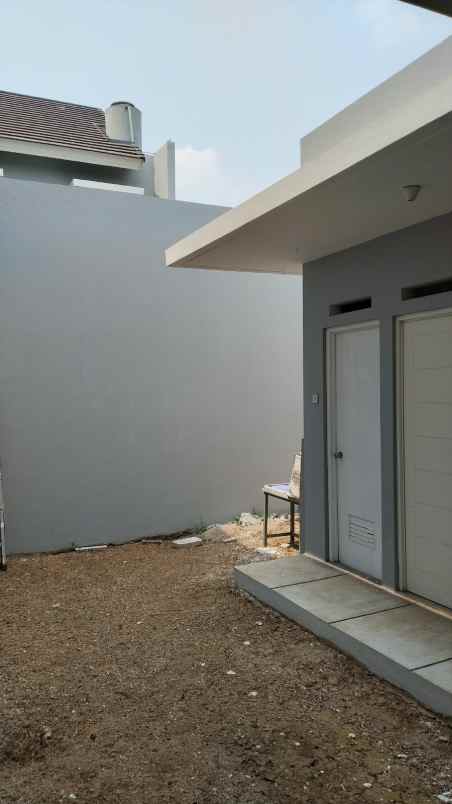 rumah siap huni di cluster vasana harapan indah bekasi