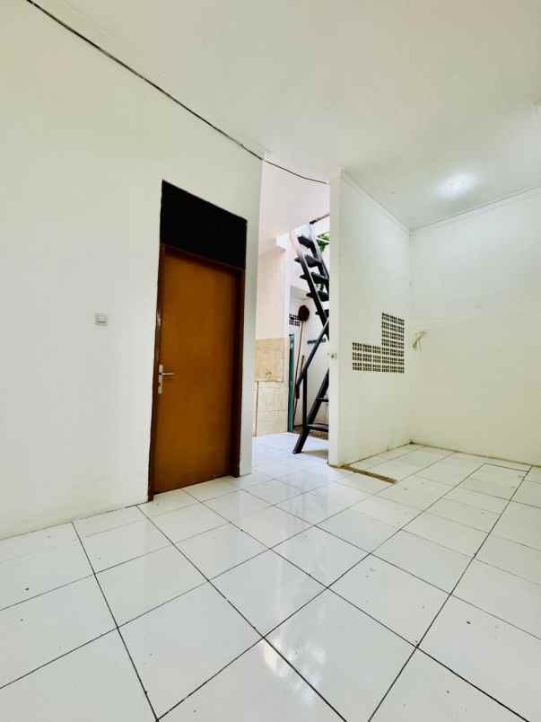 rumah siap huni di pamulang estate tangsel