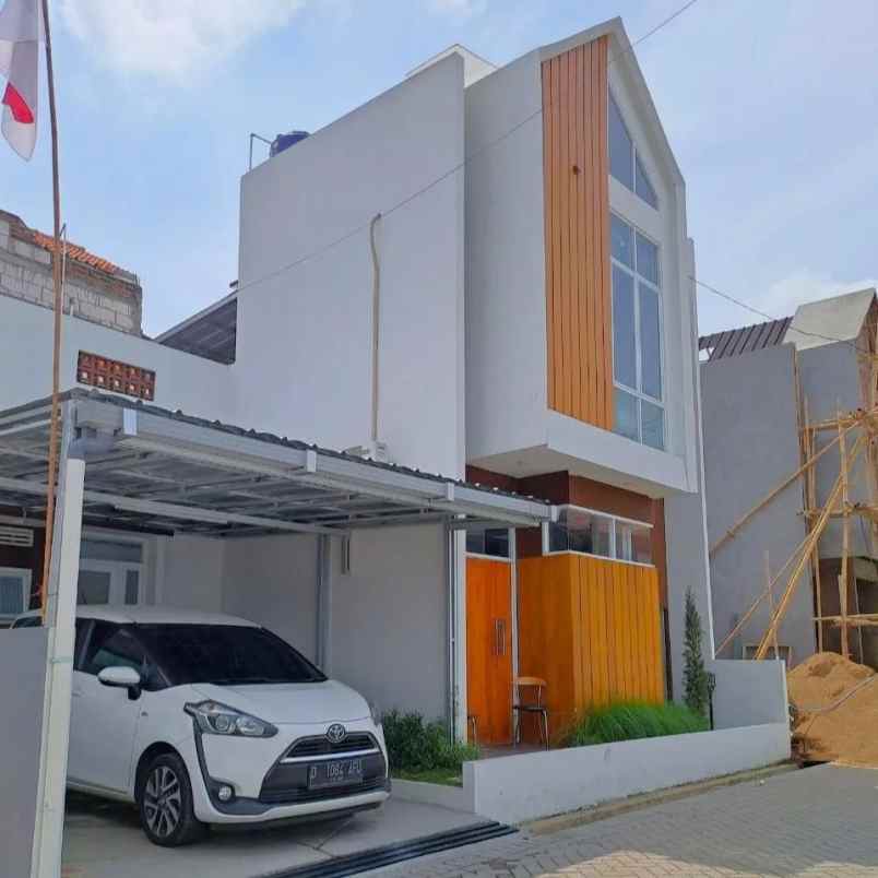 rumah siap huni di sayap pasteur kota bandung