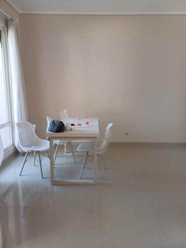 rumah siap huni furnished juanda land nego tipis