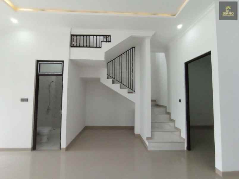 rumah siap huni hanya 1 4 m an desain modern classic