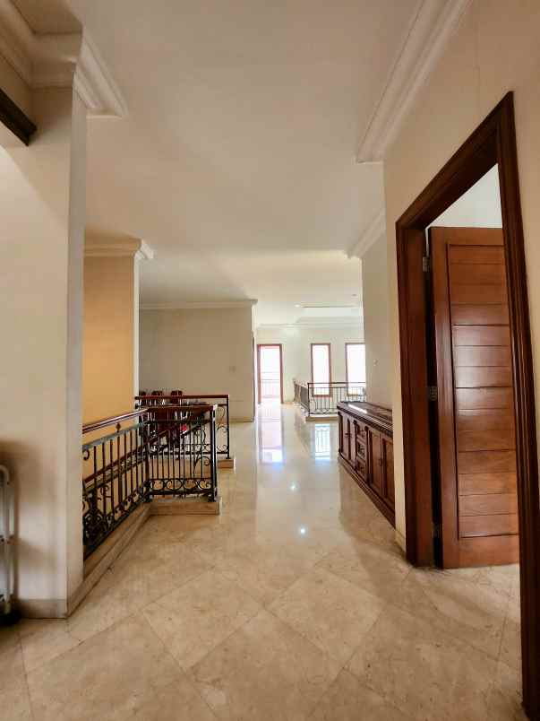 rumah siap huni non komplek di duren sawit jaktim