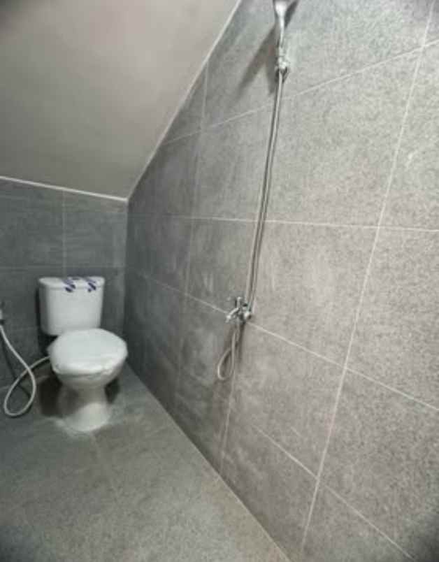 rumah siap huni posisi hook termurah di pamulang