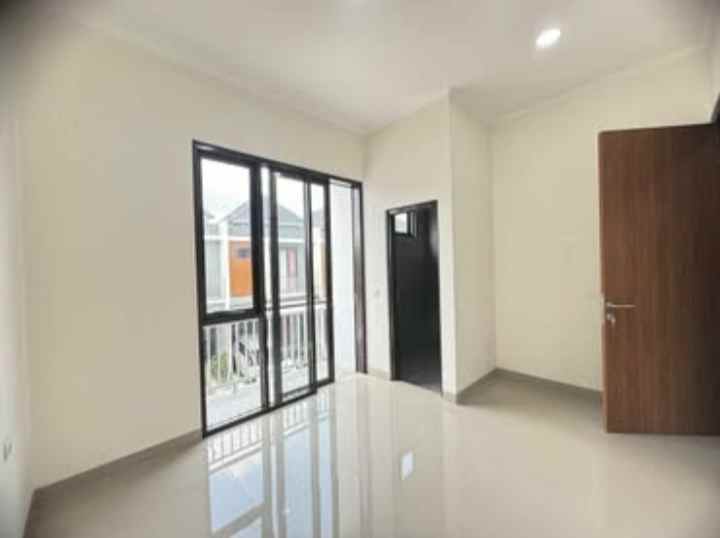 rumah siap huni posisi hook termurah di pamulang