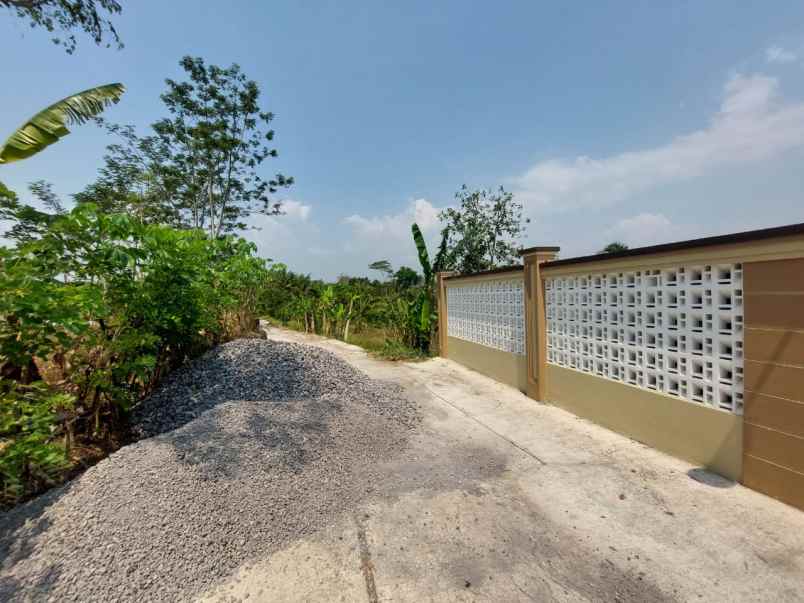 rumah siap huni tanah luas di magelang kota