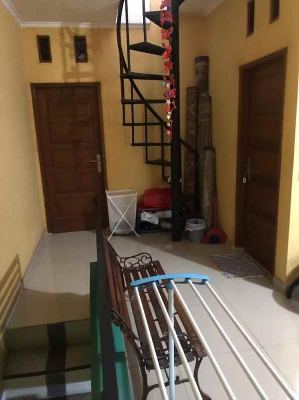 rumah tanimulya lingkungan asri nyaman 2 lantai nego