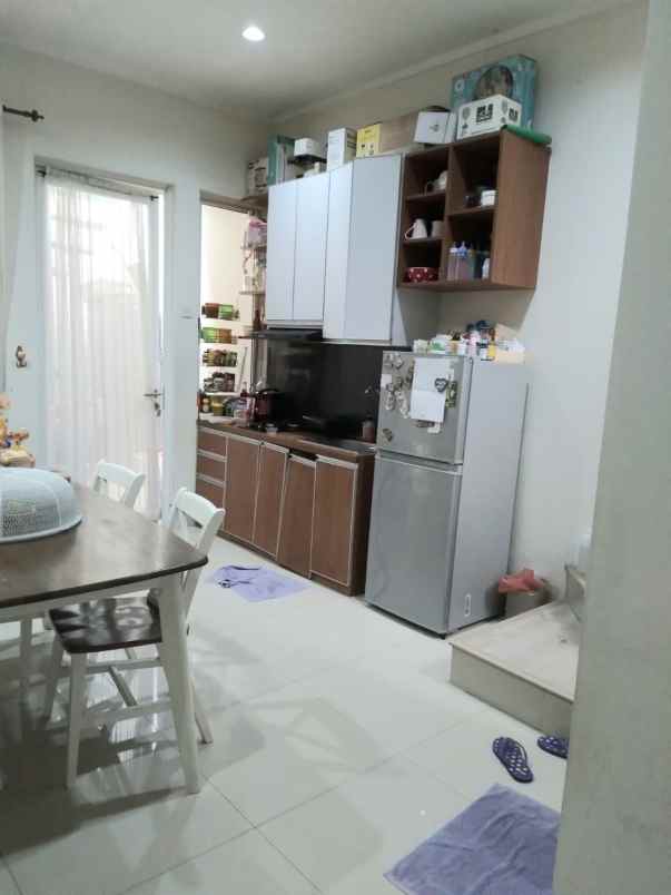 rumah terawat dalam cluster di discovery bintaro jaya