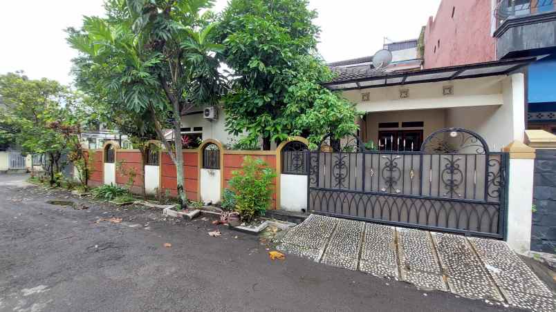 rumah terawat hook di puri permata arcamanik bandung