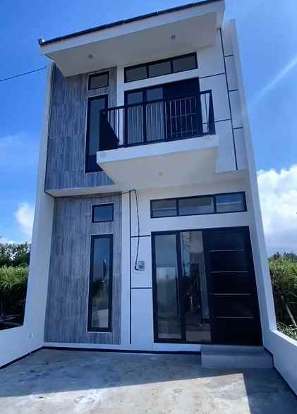 rumah villa karangploso 2 lantai start 300 jutaan