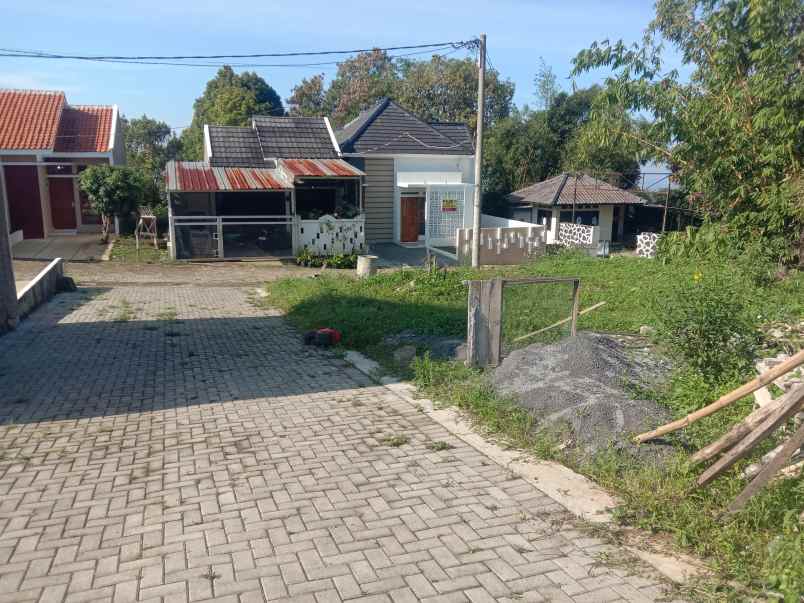 tanah datar posisi hook dalam komplek pakuhaji