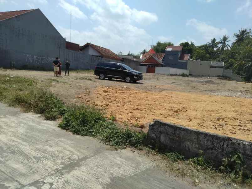 tanah murah yogyakarta 100 m jl raya taman siswa shm