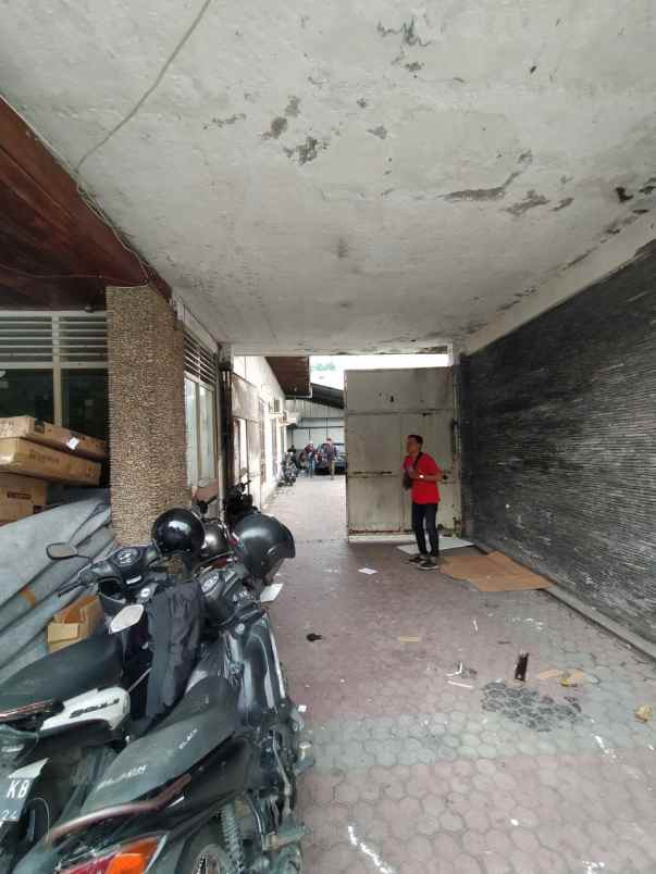 tempat usaha komersial jalan tegalsari