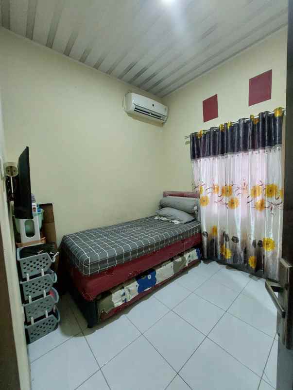 town house bintaro sektor 9