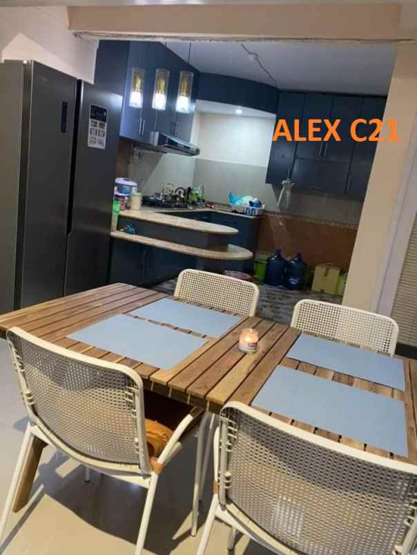 tr028 dijual rumah mewah komplek intan lestari estate