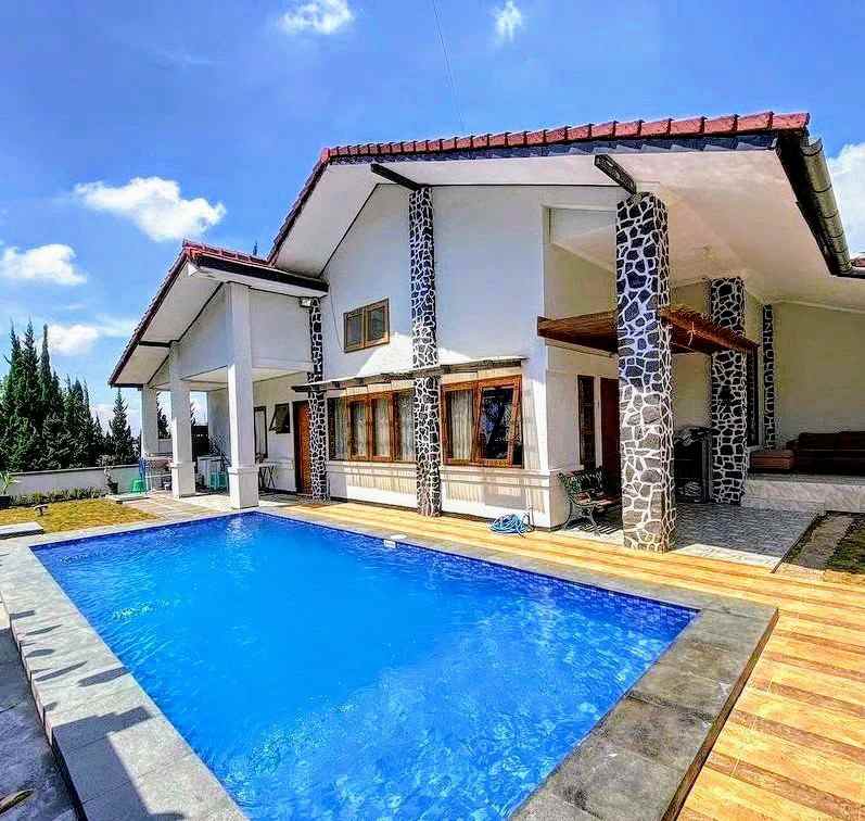 villa 3 kamar liburan keluarga di lembang